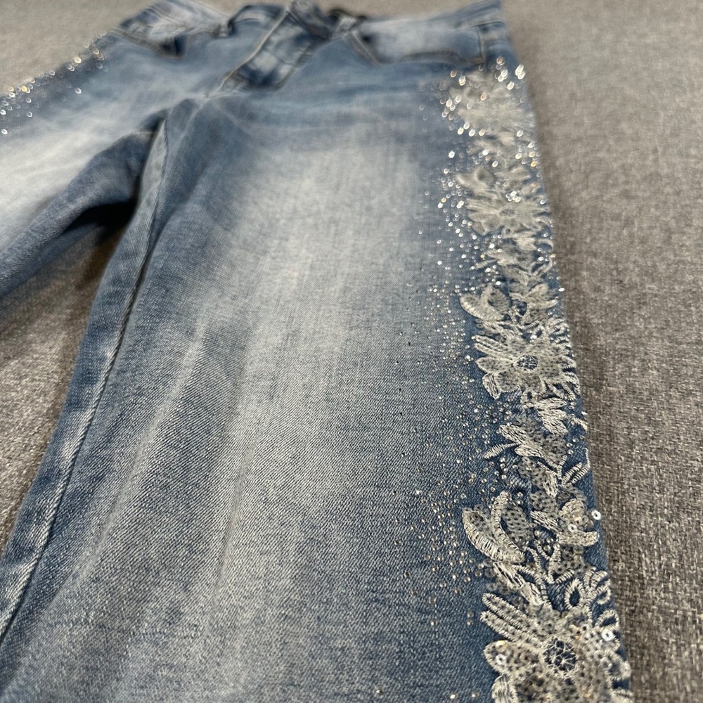 Alison Sheri Jeans Women XS Blue Floral Embroidered Rhinestone Sequin Denim Pant - Picture 2 of 9